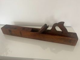 Antiker Holzhobel / Abrichthobel – 67 cm – Schreinerwerkzeug