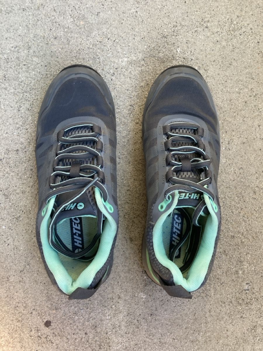 Hi-Tec Chaussures femmes: Outdoor-Schuhe von Hi-Tec – D'occasion à Horw par Enni01