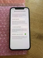 iPhone 12 schwarz 128 GB mit 100% Batteriekapazität 