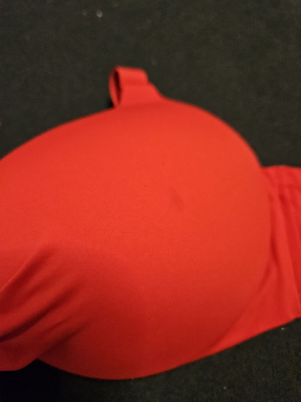 Calzedonia Costumi da bagno & Bikini: Roter Calzedonia Bikini-Oberteil – Usato da St. Gallen venduto da Rebiili 3