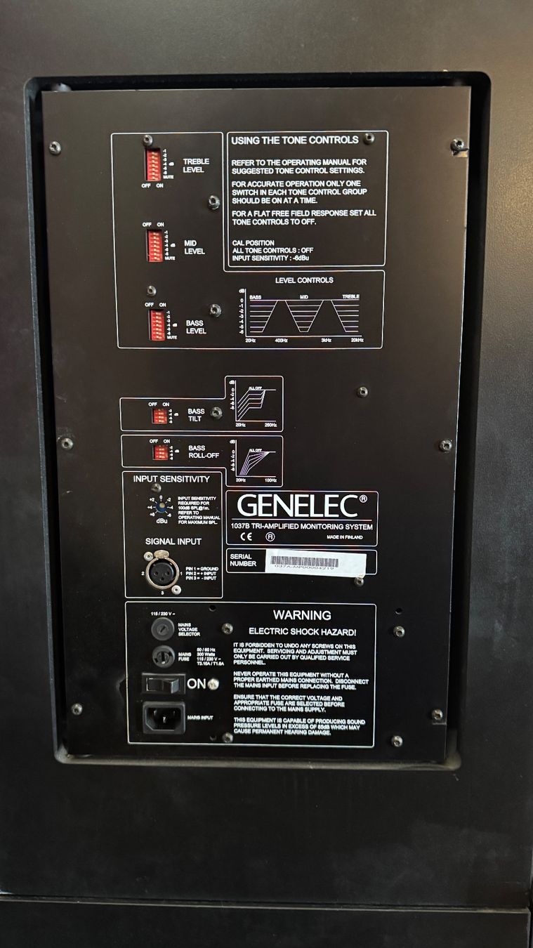 Genelec Lautsprecher: Genelec 1037B   12" Studiomonitor – Gebraucht aus Gersau von Melmer 2