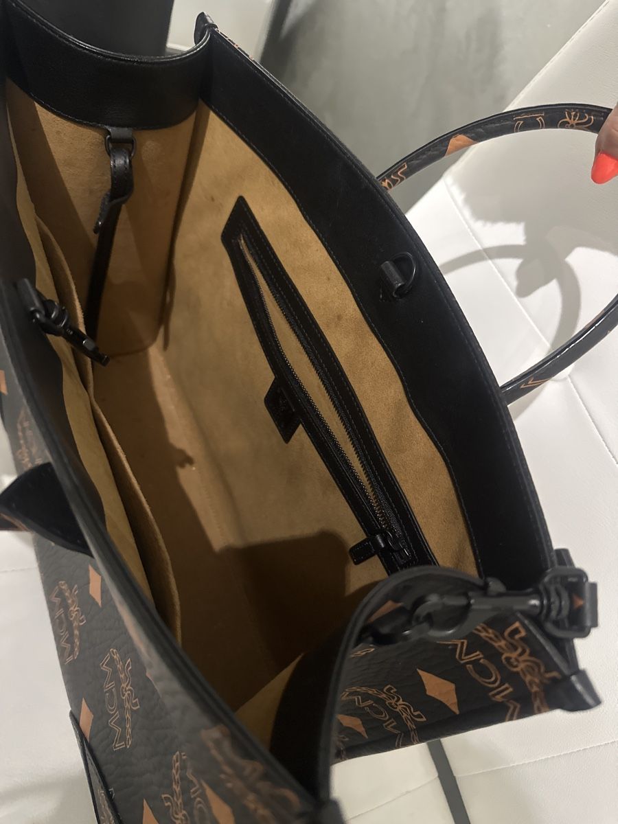 Mcm Borse da donna: MCM Shopper Tasche in Schwarz mit Pochette – Nuovo (secondo la descrizione) da Neuenegg venduto da kar_smg9 2