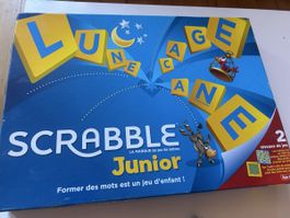 Jeu de société Scrabble Junior état très bon 