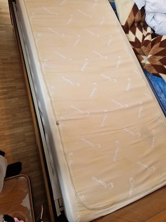 Materassi: Matelas Tempur 90×200 – Usato da Saignelégier venduto da julien2812 2