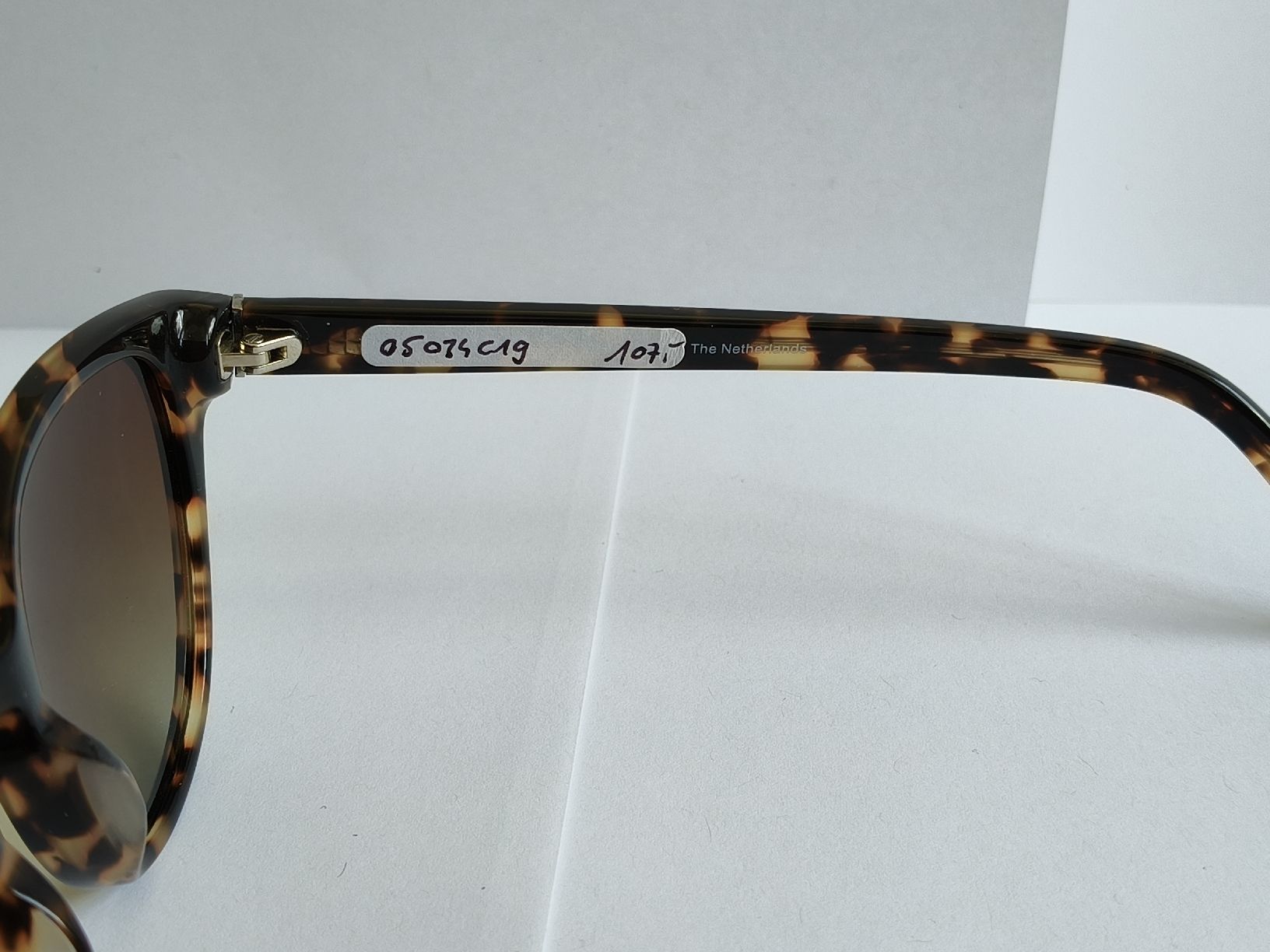 Occhiali & Lenti: Stylish Sunglasses with Tortoise Shell Pattern - Polarized – Nuovo (secondo la descrizione) da Zürich venduto da sha_vw65 2