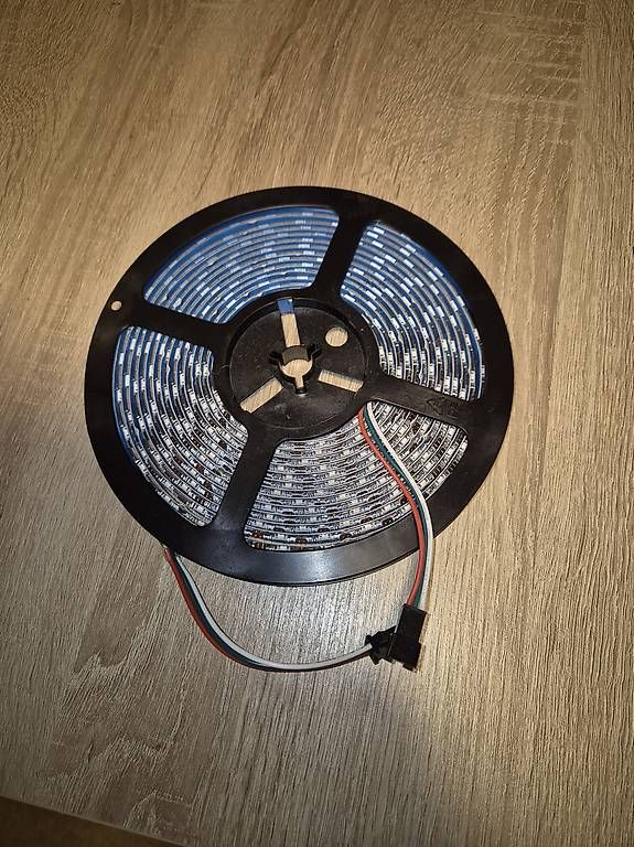 Ghirlande e barre luminose: LED Stripe Digital – Usato da Affeltrangen venduto da swift87 1