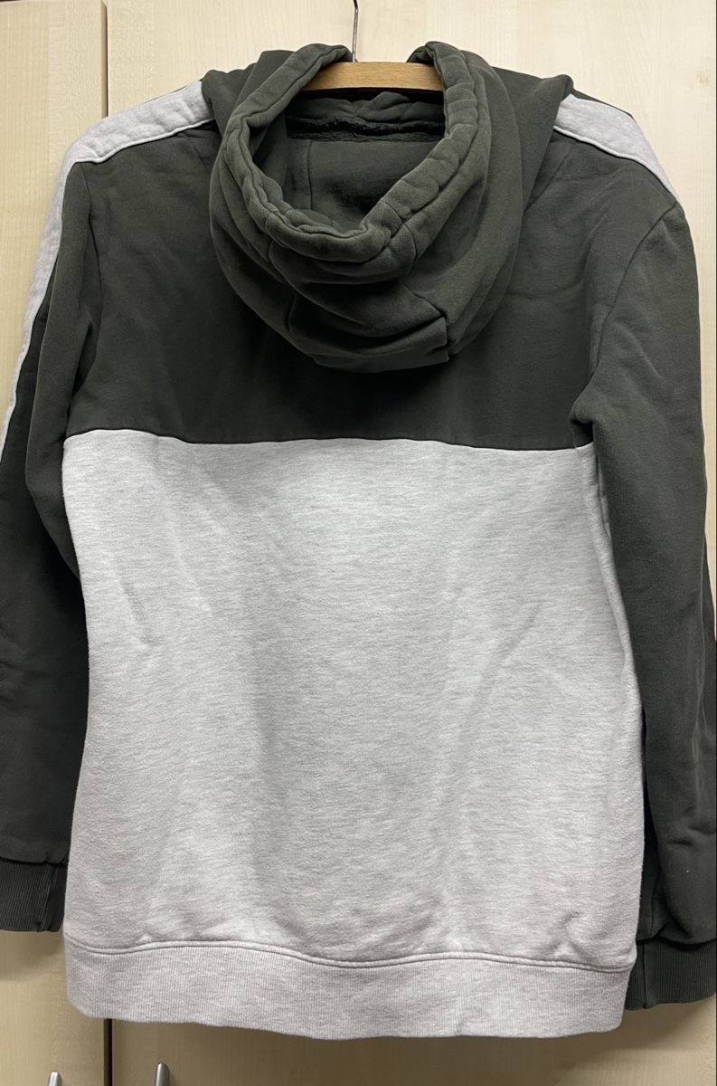 Siksilk Maglioni & Felpe: SikSilk Hoodie Gr. L – Usato da Schliern b. Köniz venduto da Lorena.h 1
