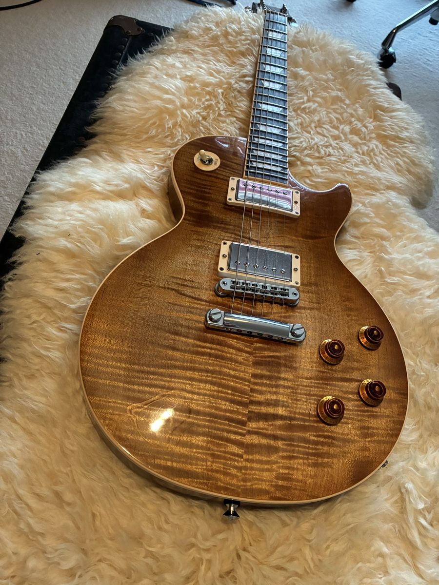Gibson Strumenti musicali: 2018 Gibson Les Paul Standard – Usato da Winterthur venduto da Gerrardo 2