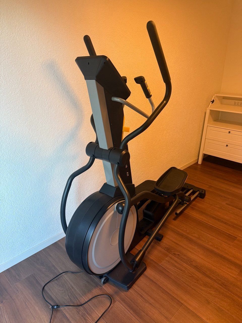 Hometrainer: Crosstrainer LifeSpan E3i Elliptical – Usato da Spreitenbach venduto da sellera 1