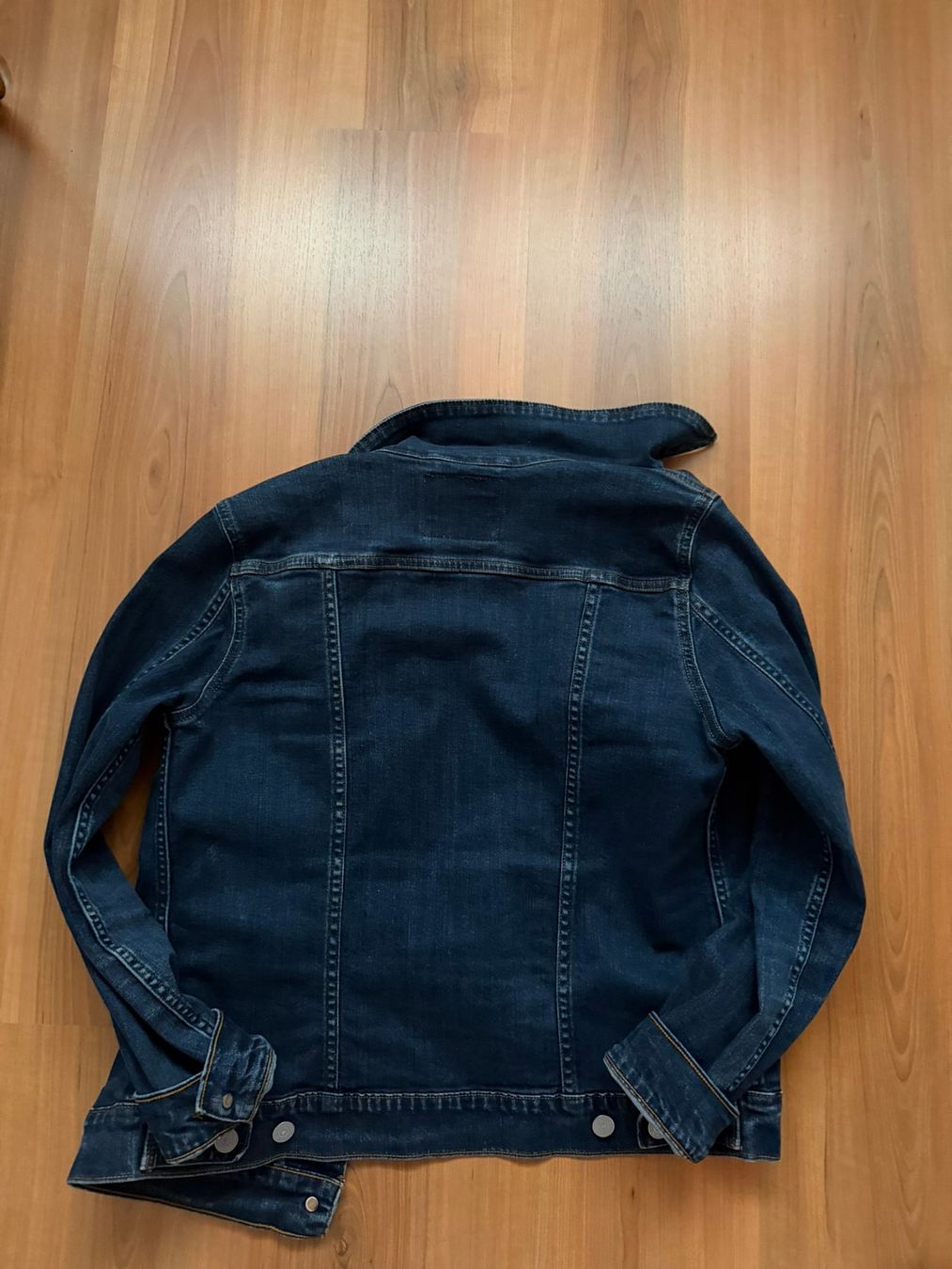 Levi's Giacche: Jeans Jacke von Levis – Usato da Burgdorf venduto da Bizeli 1