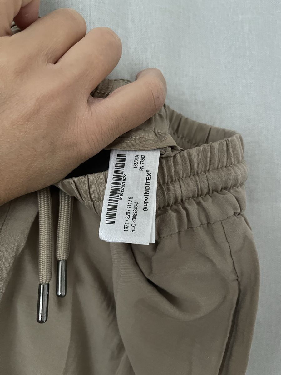 Zara Pantaloni: Zara Hose beige aus Modal Gr S Versand 9.- – Usato da Meilen venduto da ana9 1