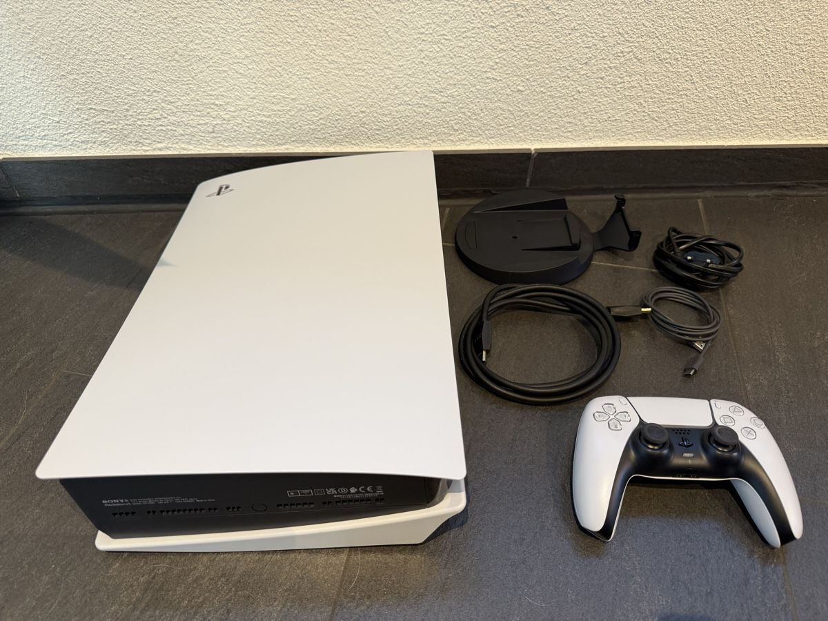 Sony Console: Playstation 5 - 825GB (mit Disk) – Usato da Winterthur venduto da TheBuyer85 4