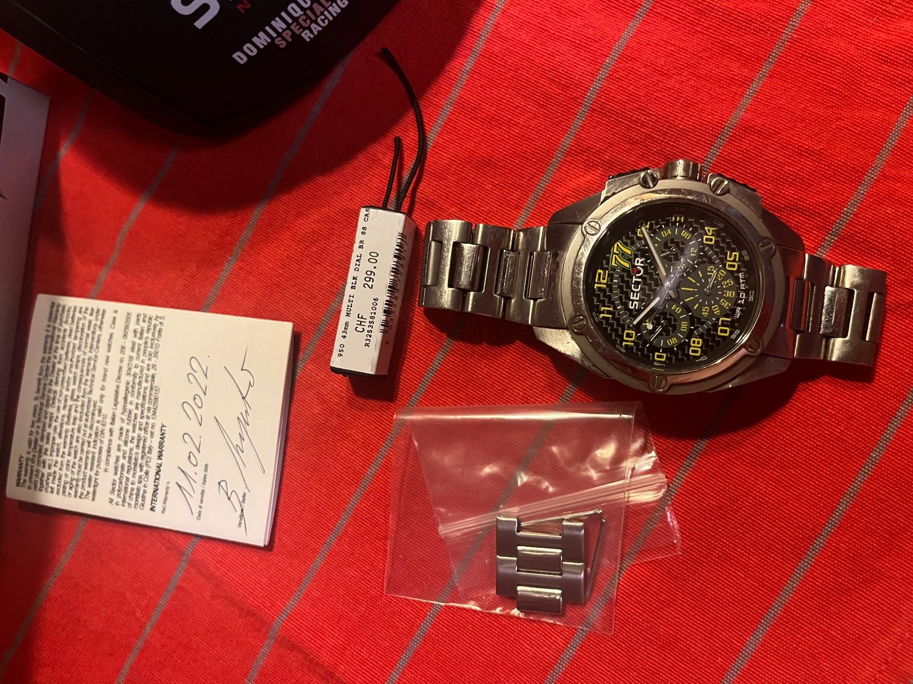 Sector Montres: SECTOR No Limits Racing 950 – D'occasion à Menziken par Hotdevil1 5