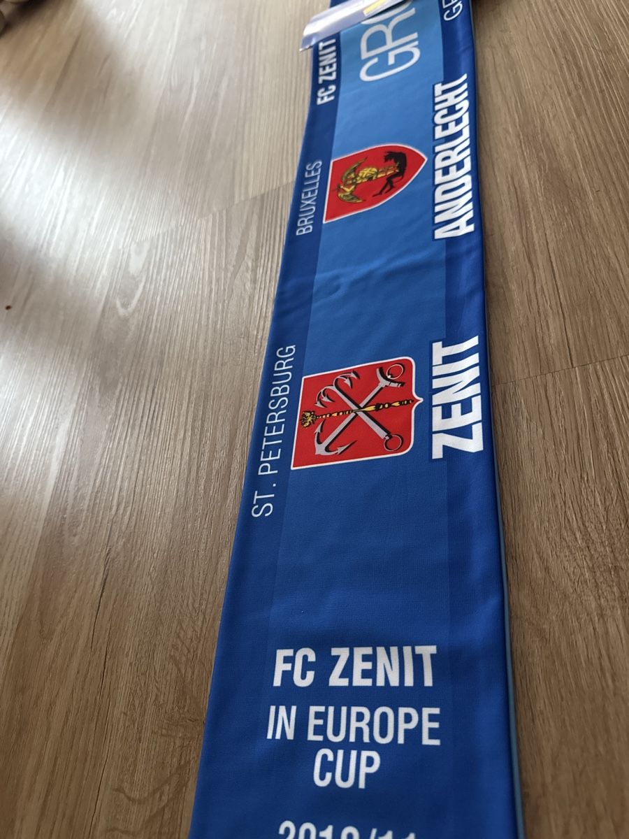 Sciarpe: Fanschal FC Zenit – Nuovo e nell'imballaggio originale da Arch venduto da Baloo11