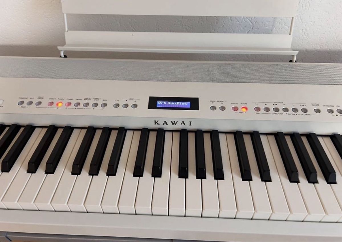 Kawai Strumenti musicali: Hochwertiges E-Piano in Weiss – Nuovo (secondo la descrizione) da Ettenhausen TG venduto da Pascha03 2