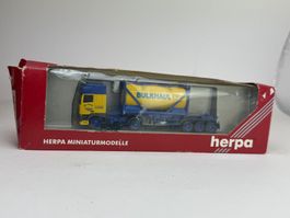 HR- Herpa DAF Containersattelzug Tank Bulkhaul