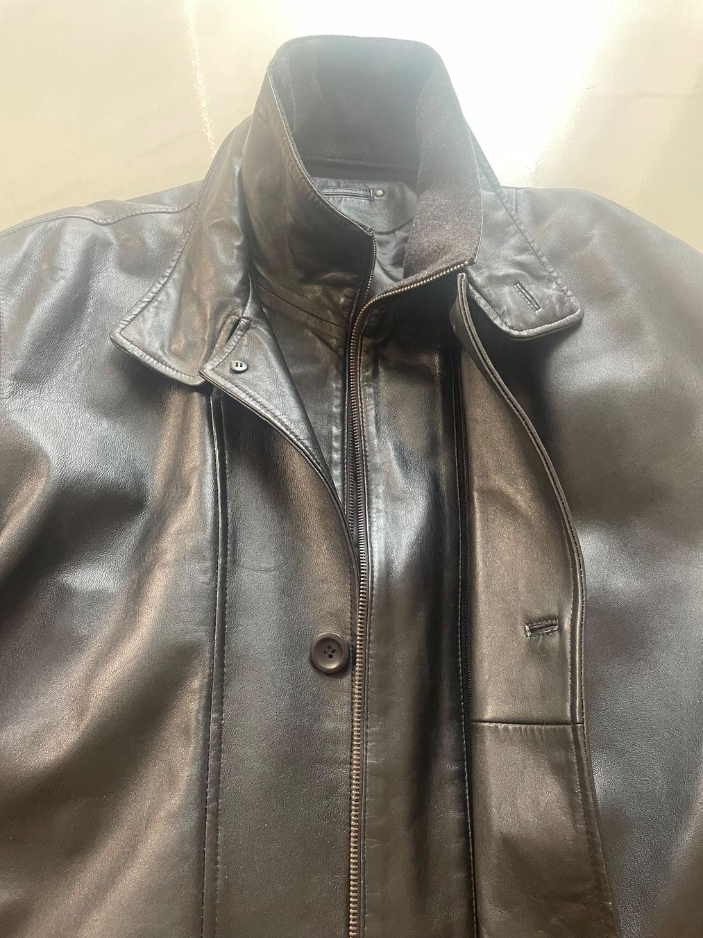 Vera Pelle Jacken: Lederjacke – Gebraucht aus Minusio von Pink222