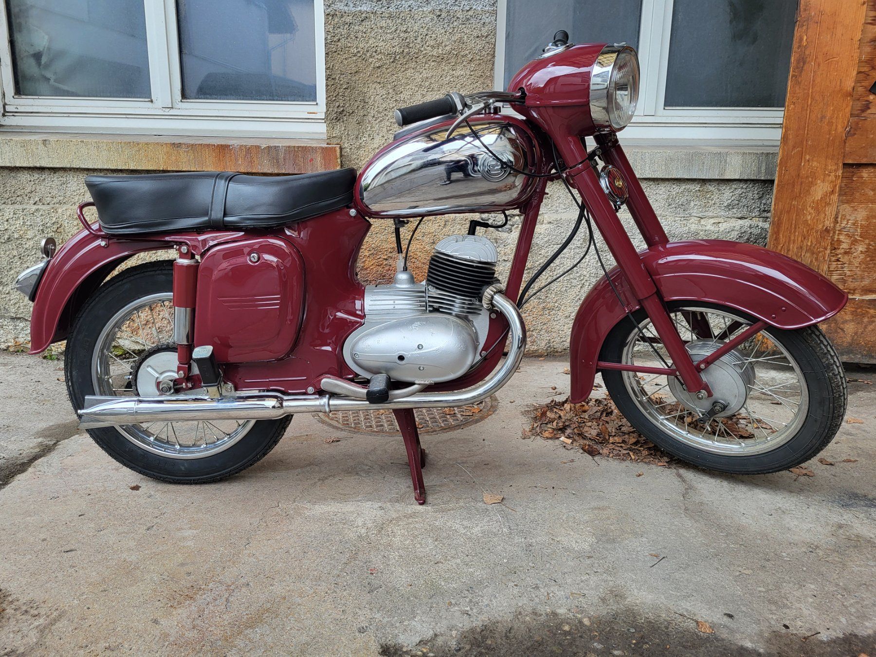 Altro: Jawa Oldtimer 1957 – Usato da Langrickenbach venduto da Chevy012 1