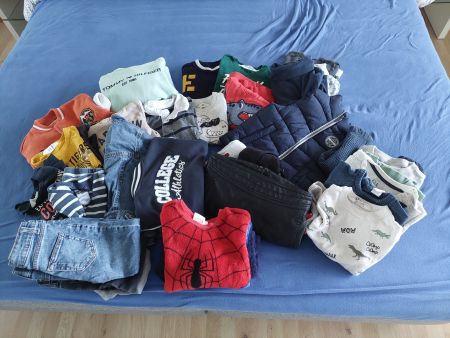 35 TEILIGES JUNGEN KLEIDERPAKET GR. 98/104