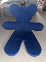 Blauer Bär Sessel