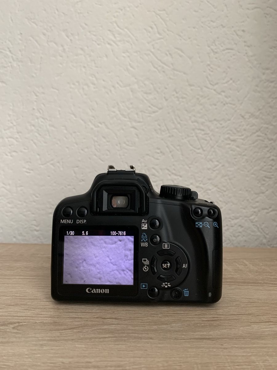Canon Appareil photo: Canon EOS 1000D Kamera Set, Blitz + viel Zubehör %SALE% – D'occasion à Basel par Fahrenheitcycling 3