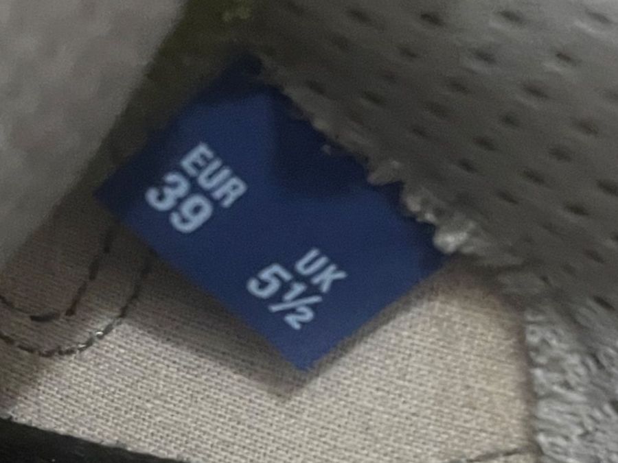 Vibram Scarpe da uomo: KTec / Vibram- Trekkingschuhe/Wanderschuhe Gr. 39, neu – Usato da Uster venduto da jelk 2