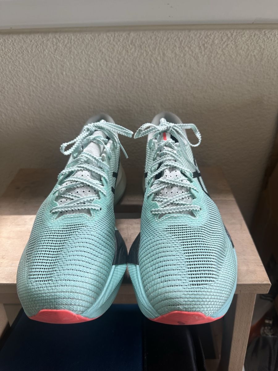 Asics Scarpe da uomo: Asics Metaspeed Sky Paris 44 – Usato da Männedorf venduto da willywonka14 2
