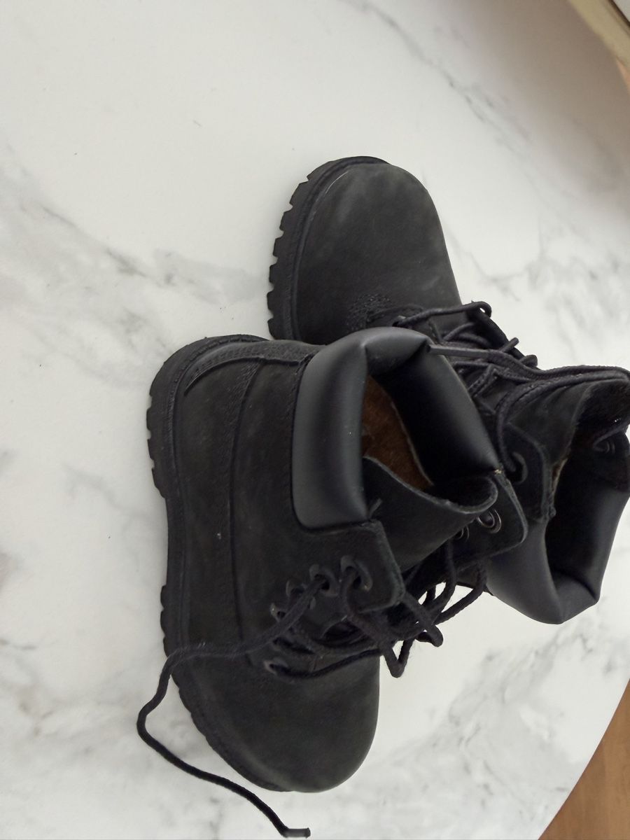 Timberland Chaussures garçon: Timberlands 25.5 – D'occasion à Bad Ragaz par asi_dq2k 1
