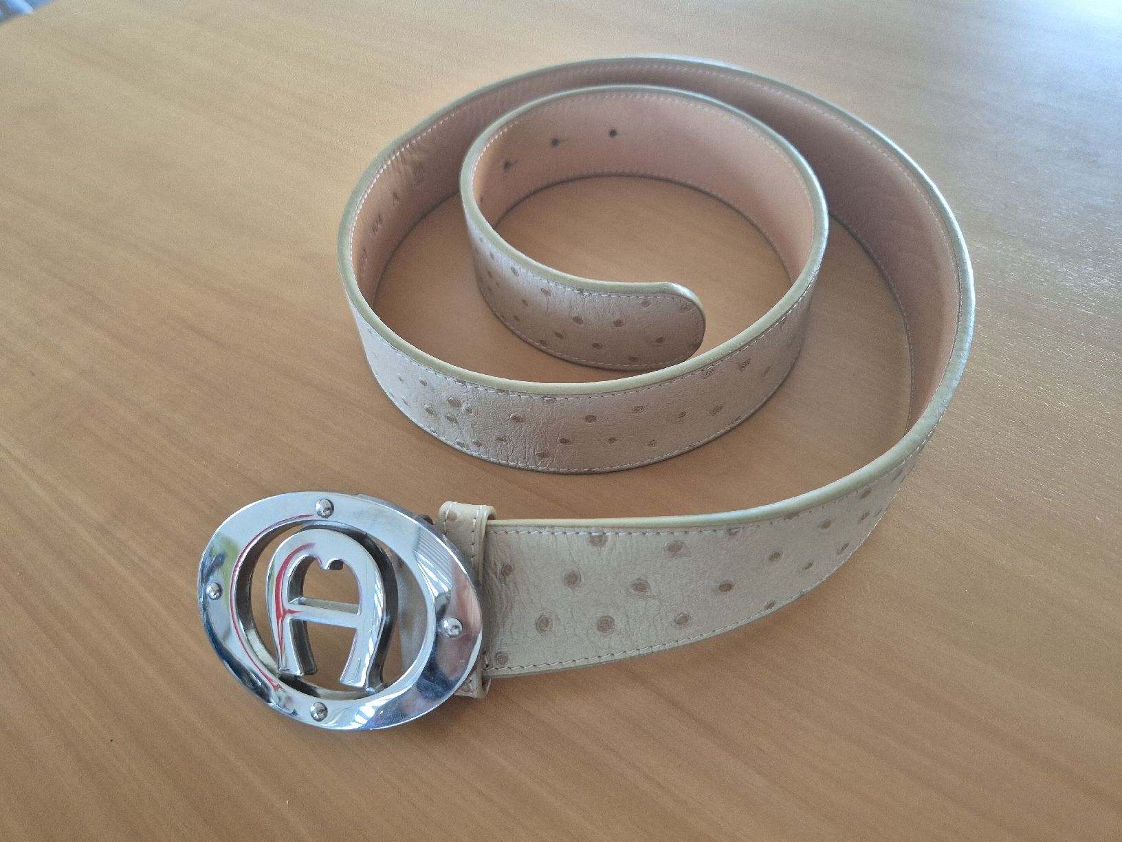 Aigner Gürtel: Aigner Gurt Straussenleder Grösse 100cm / 40in  – Gebraucht aus Zürich von Corrosion 1