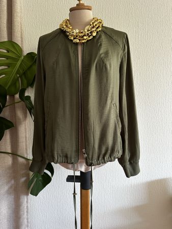 Veste bomber légère style soie kaki H&M Divided taille 40