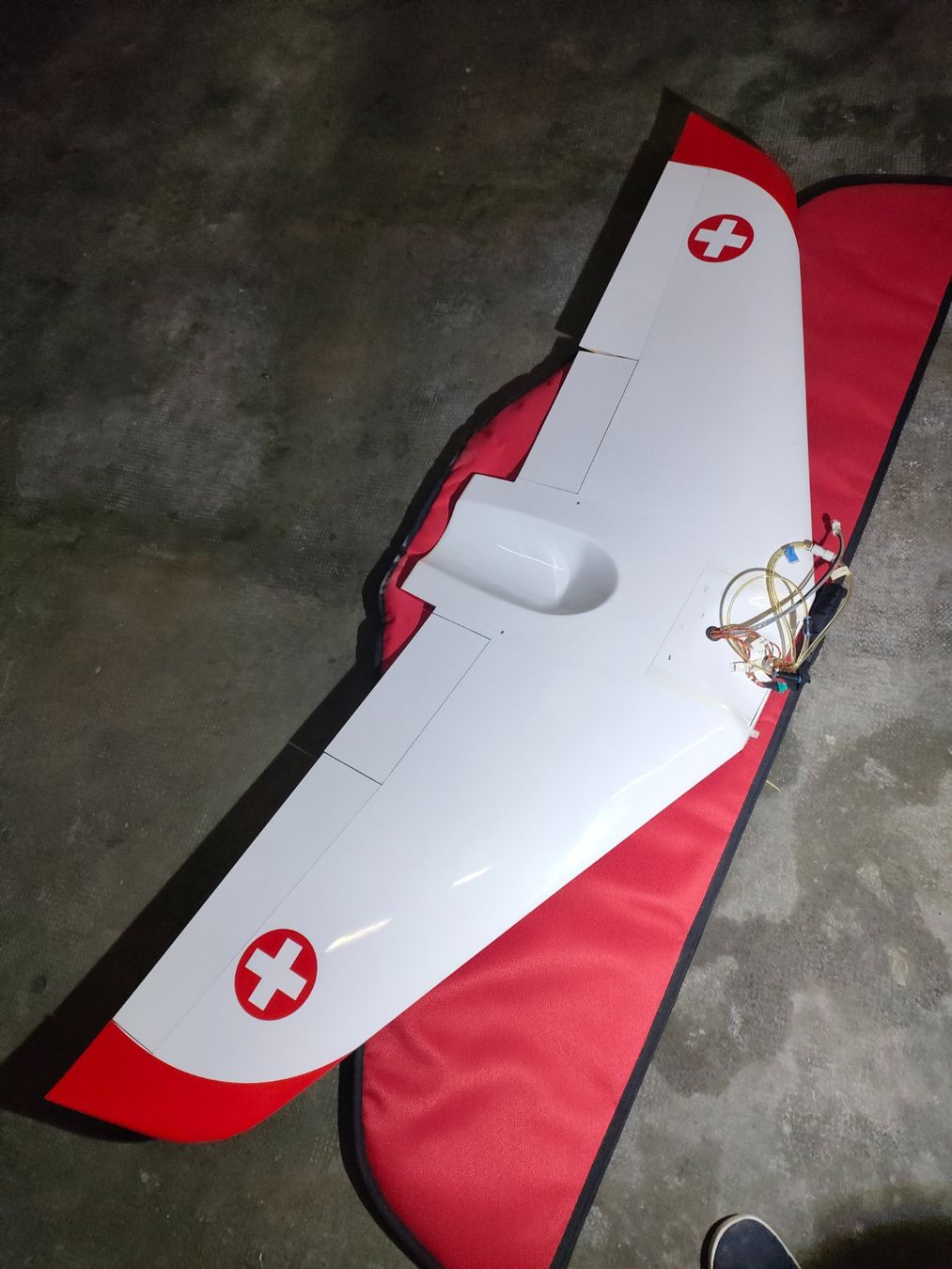 Modellismo RC: C-ARF Ultra Flash "Patrouille Suisse" – Difettoso da Oron-la-Ville venduto da Nick81 2