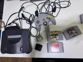Nintendo 64 Konsole mit Spielen