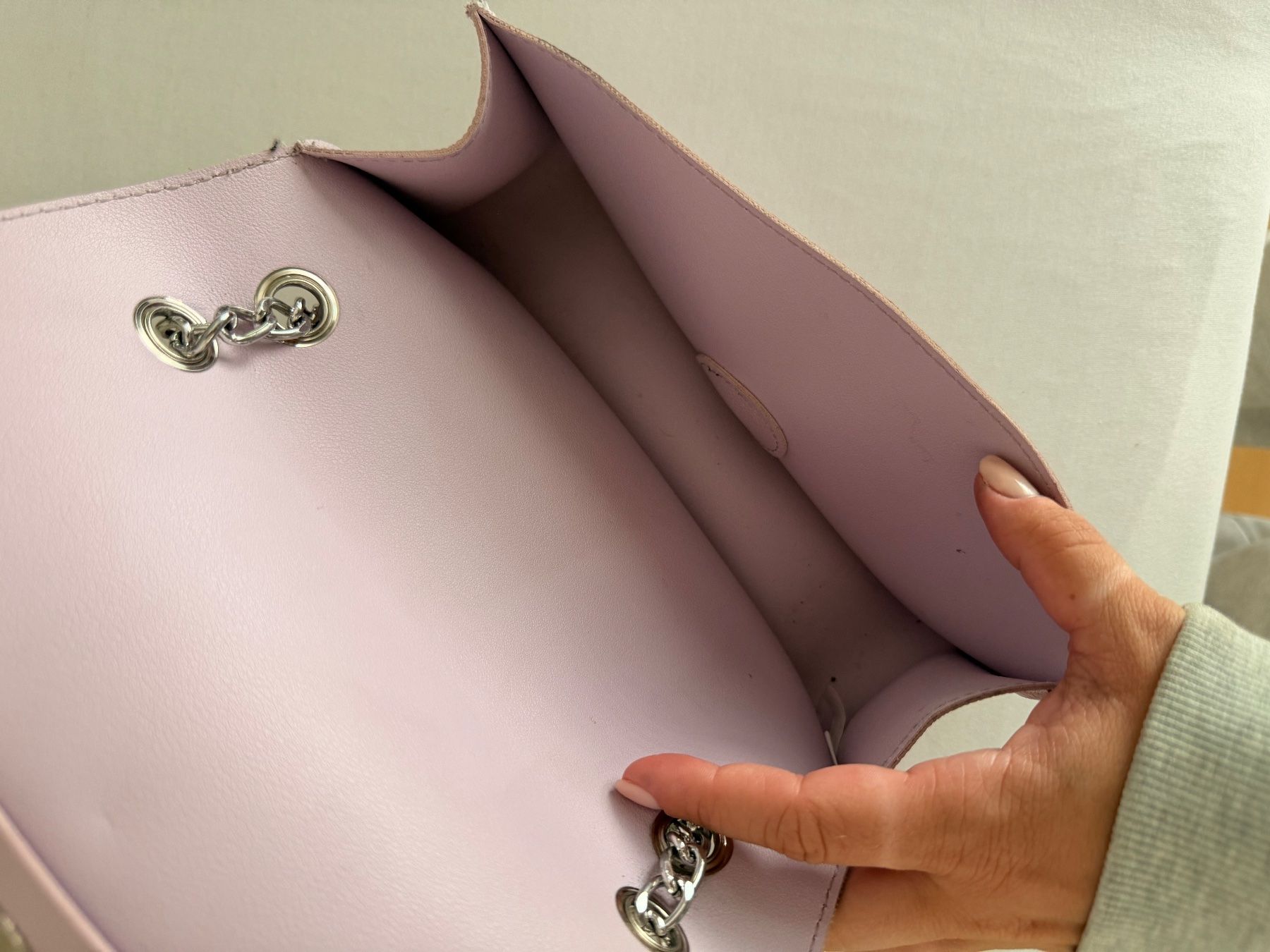 Borse da donna: Lila Umhängetasche – Usato da Wangen ZH venduto da sha_5flw 2