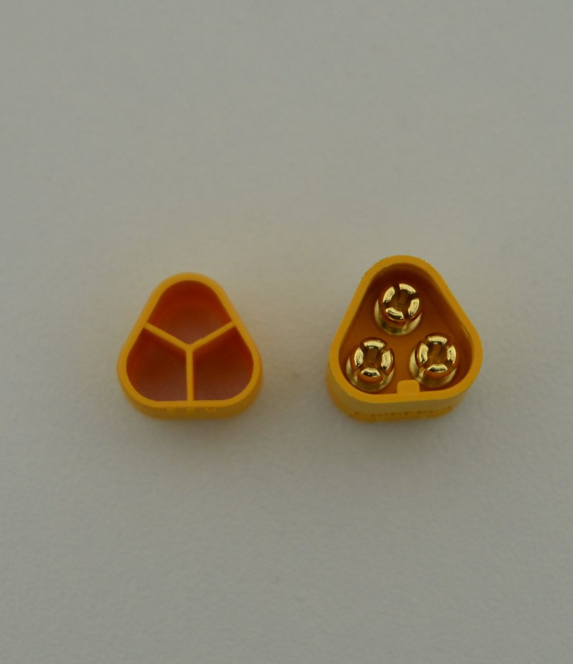 Modellismo RC: MT 60 Stecker 1Stk. – Nuovo e nell'imballaggio originale da Rüti ZH venduto da MSRC_Modelle 2