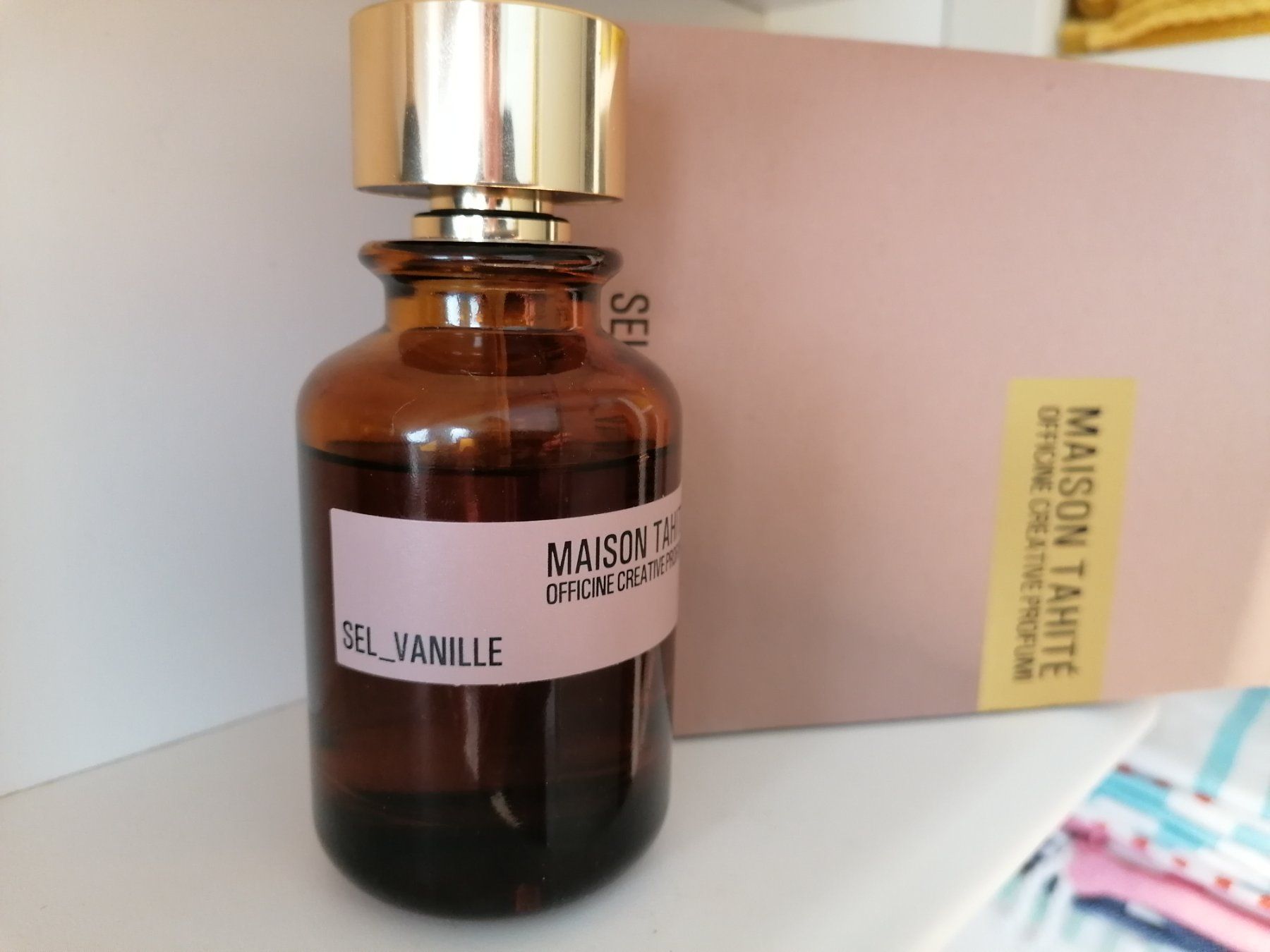 Parfums & Eau de Toilette: Maison Tahité Sel vanille 100ml, Vanille Parfum – D'occasion à Bösingen par Freejack69