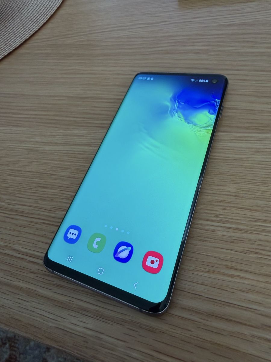 Samsung Handys / Smartphones: Samsung galaxy S10 – Gebraucht aus Meilen von Veds