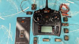 Spektrum Fernsteuerung DX7 mit viel Zubehör