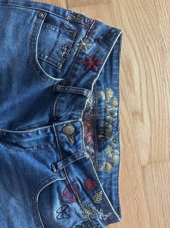 Jeans: Desingual Jeans – Nuovo e nell'imballaggio originale da Rotkreuz venduto da MASI17 1