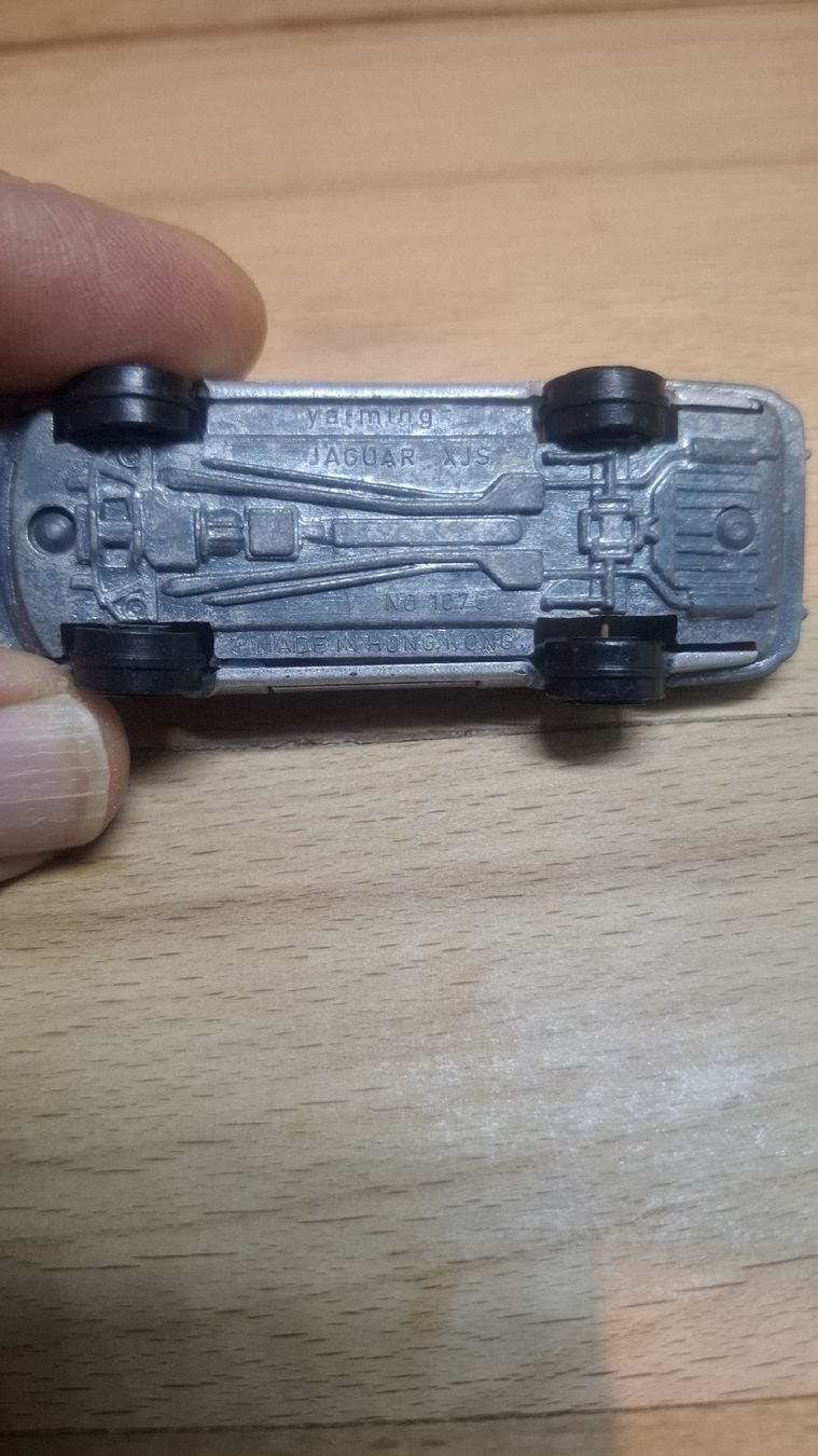 Jaguar Modellautos: Matchbox Jaguar XJ-S Silber – Gebraucht aus Ebnat-Kappel von Aibur 4