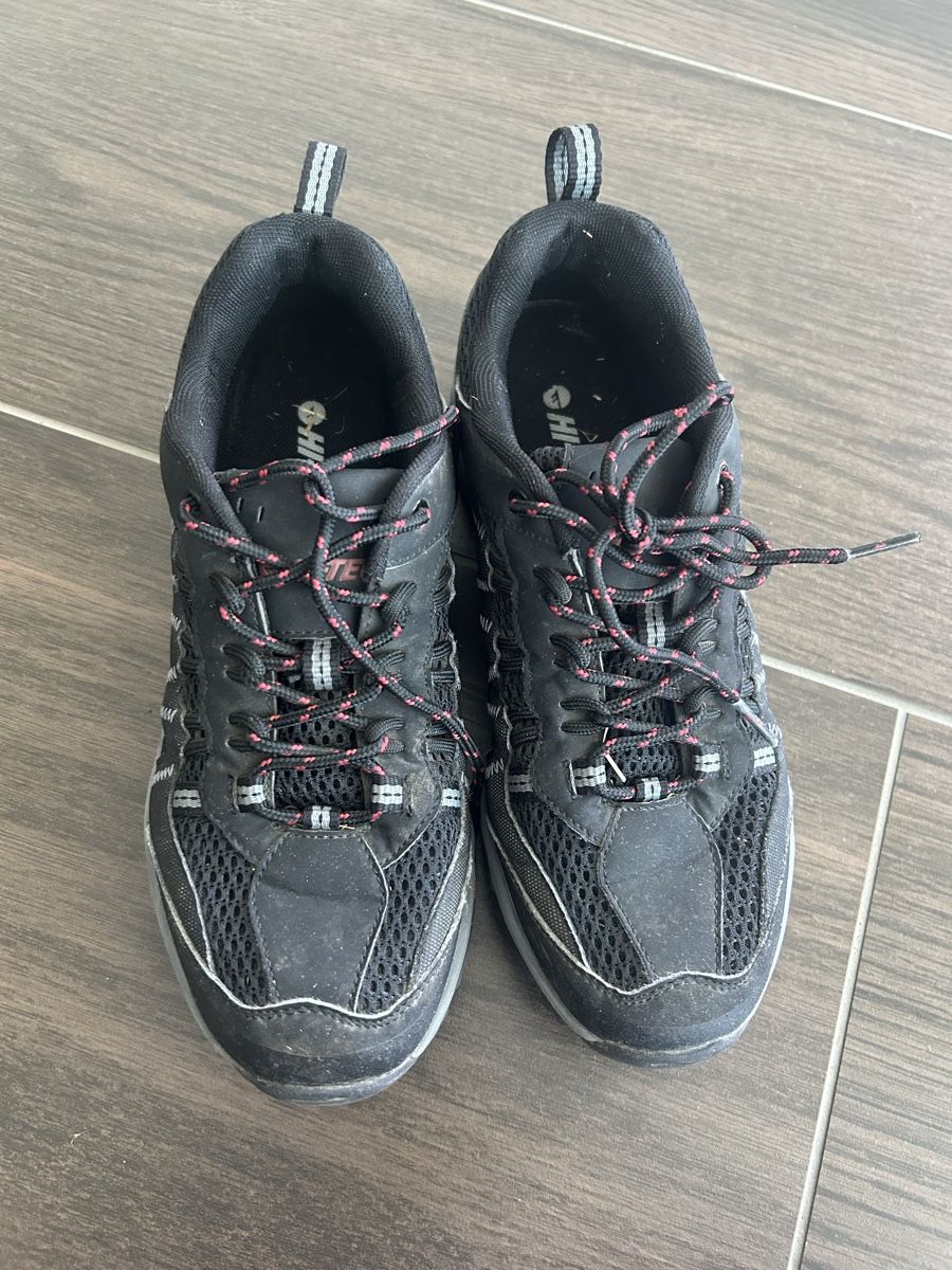 Hi-Tec Scarpe da uomo: Wander-/Trekking Schuhe Gr. 41 – Usato da Rothrist venduto da kiki8181