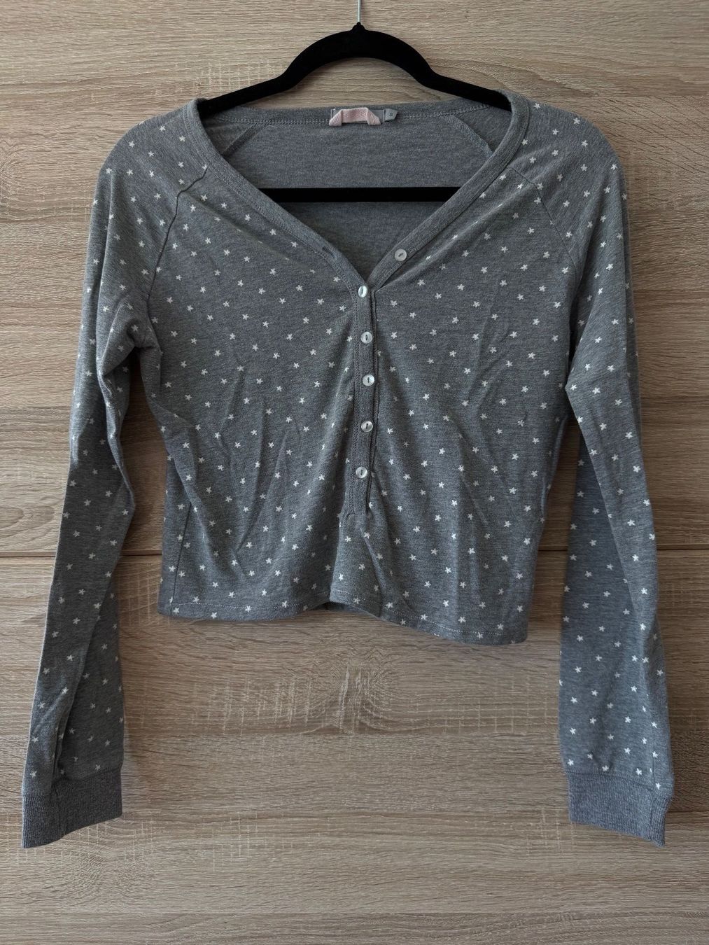 Pyjamas: Ensemble de pyjama gris – Gebraucht aus Montreux von Izapeche811 1