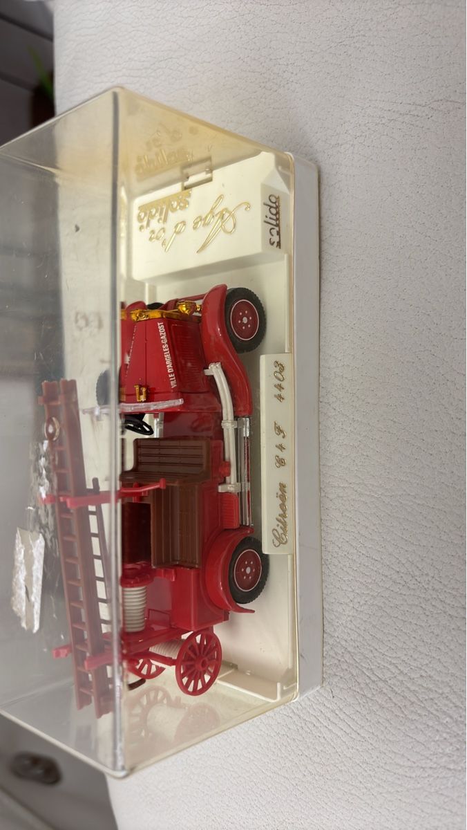 Solido Modellini d'auto: Solido Citroën C4F 4403 Feuerwehr Oldtimer Modellauto – Usato da Kriens venduto da mir_v8ww 1