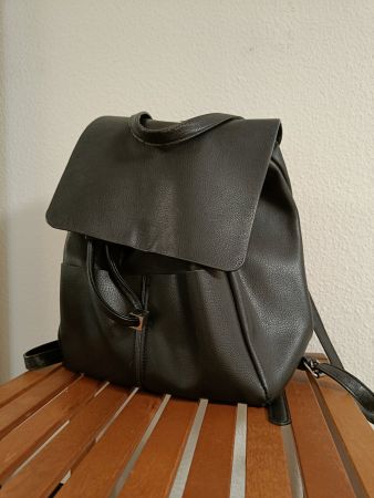 ZARA Rucksack schwarz gebraucht