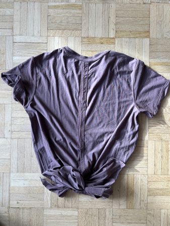 Lululemon Activewear Sport Yoga Tshirt - S