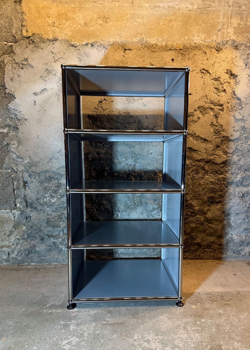 USM Scaffali: USM Haller HiFi-Möbel  Silber – Usato da Schalunen venduto da Schwende2 6