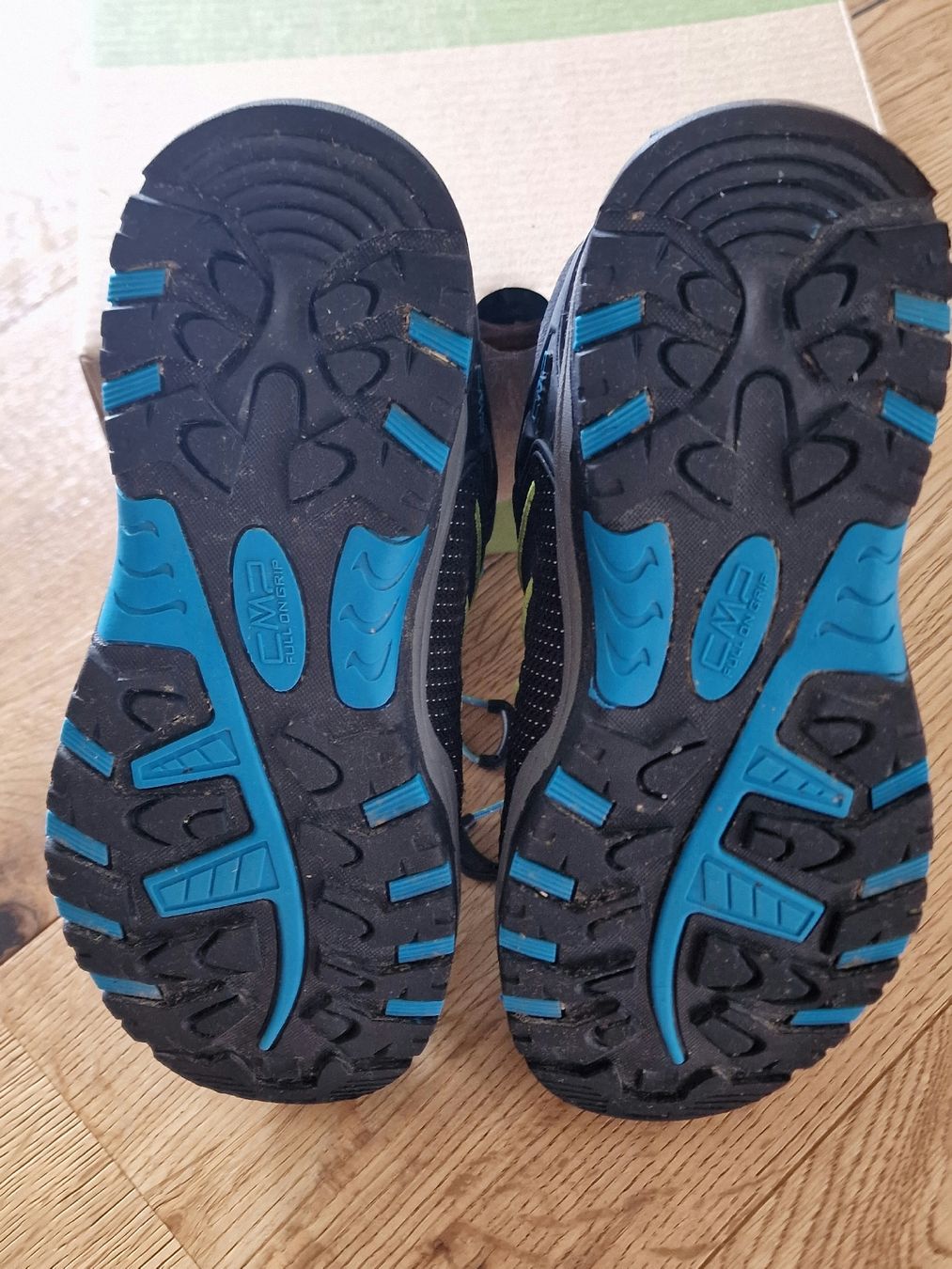 CMP Schuhe für Jungen: CMP GR 34 wasserdicht – Gebraucht aus Emmenbrücke von Nadmorebiti 2