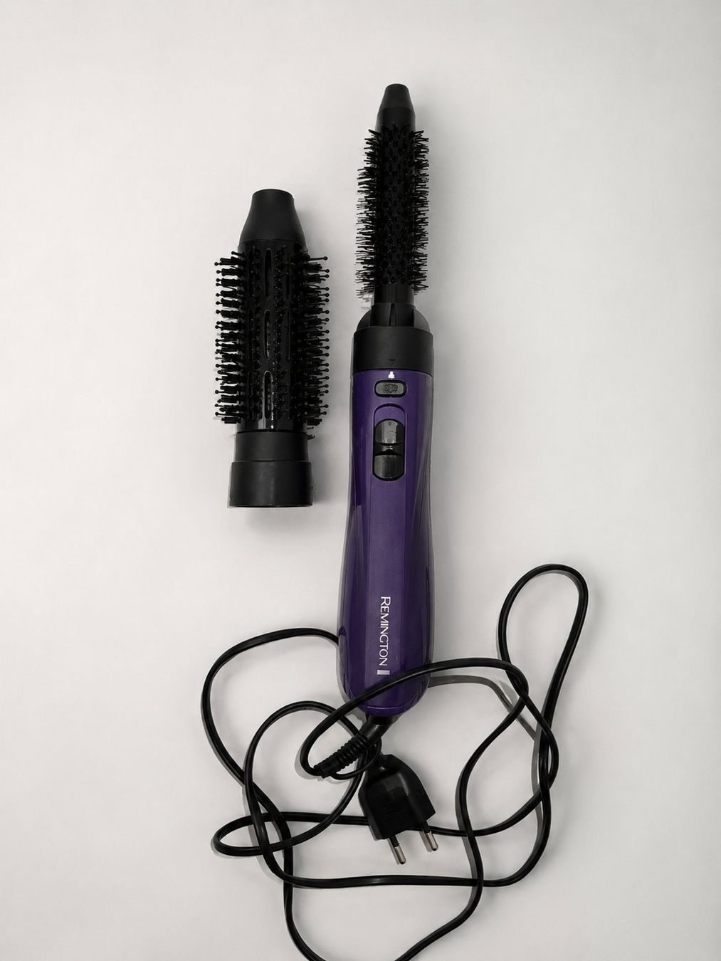 Remington Altro per la cura dei capelli: Remington Warmluftbürste AS800 – Usato da Fully venduto da ema_rizopatron