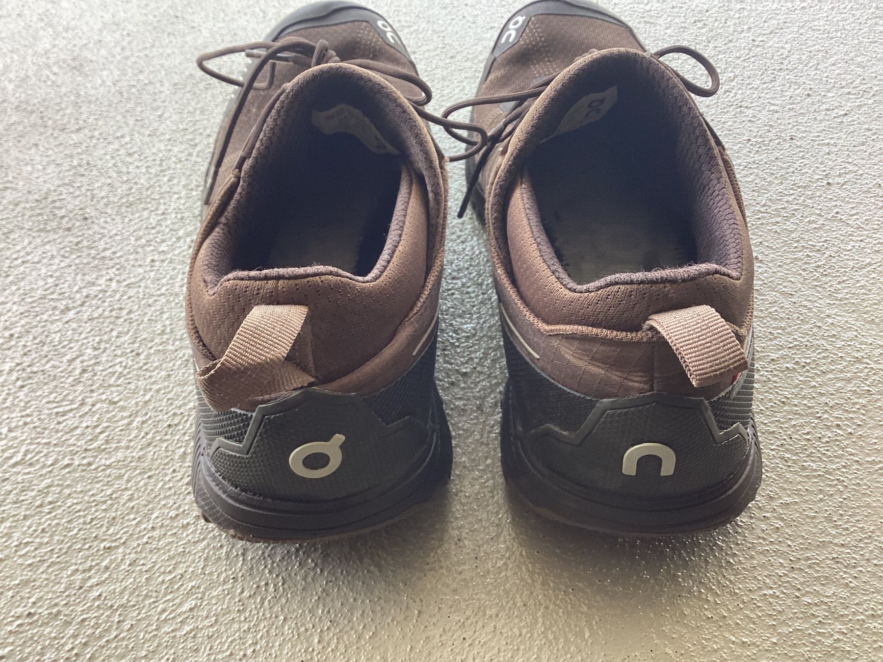 On Chaussures femmes: ON Wanderschuhe, Farbe: braun, Grösse: 40.5 – D'occasion à Haag (Rheintal) par Rega 2