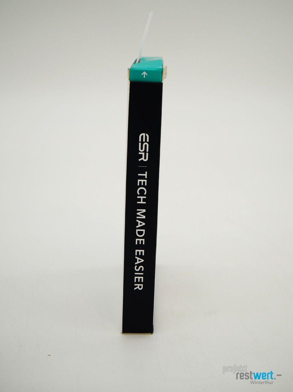 Brieftaschen: ESR HaloLock Magnet-Geldbörse mit Standfunktion – Neu (gemäss Beschreibung) aus Winterthur von Restwert_Winterthur 8
