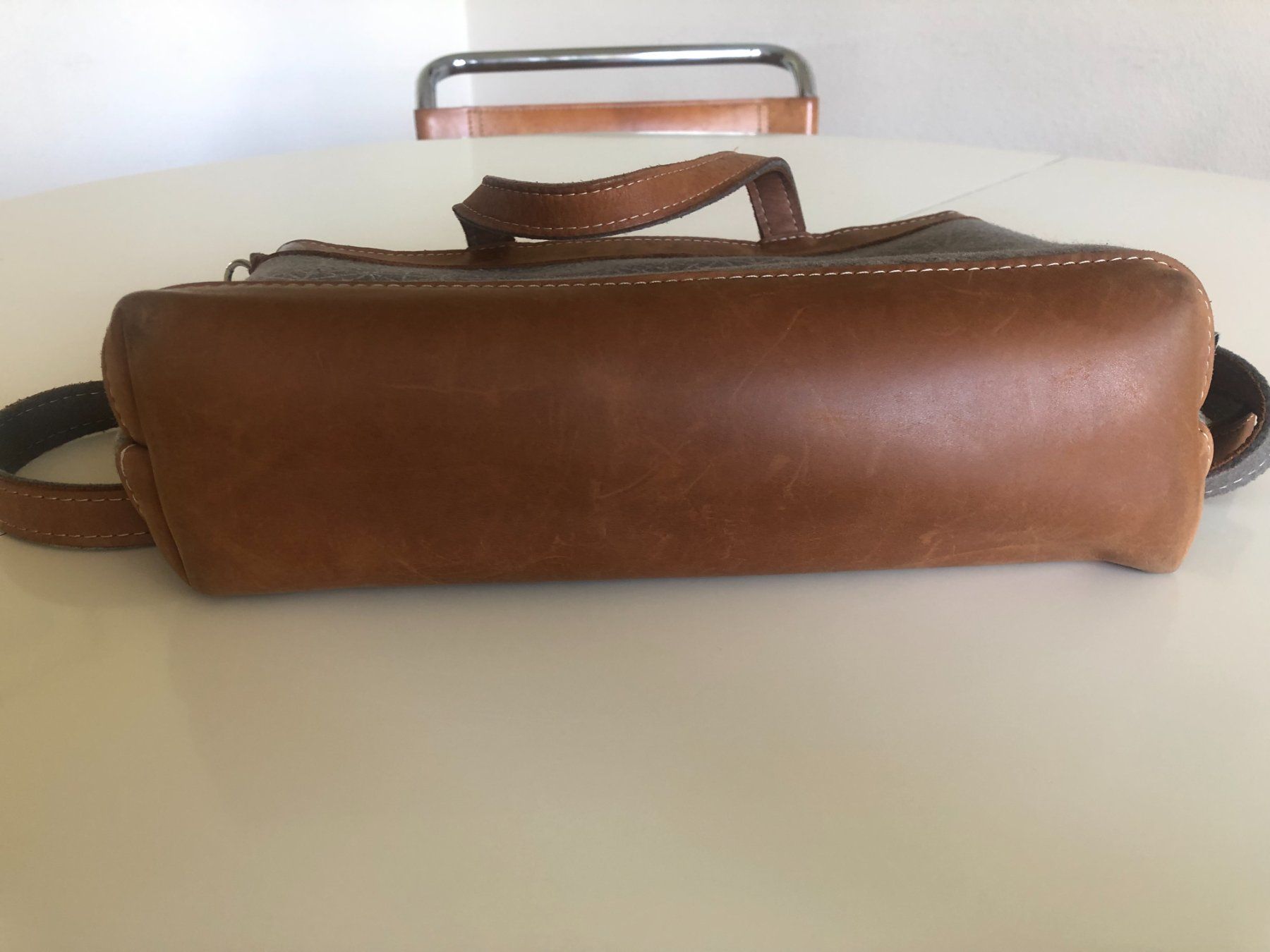 Sacs femmes: Handtasche / Umhängetasche – D'occasion à Bassersdorf par sammelfloh 3